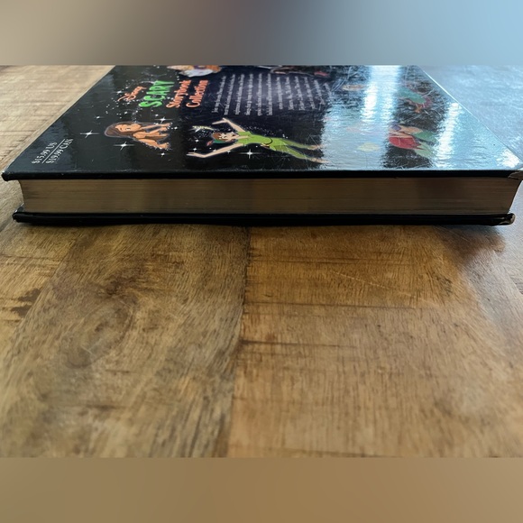 First Edition-Disney Scary Storybook Collection- Vintage 2003 Hardcover Book-EUC - Picture 10 of 11